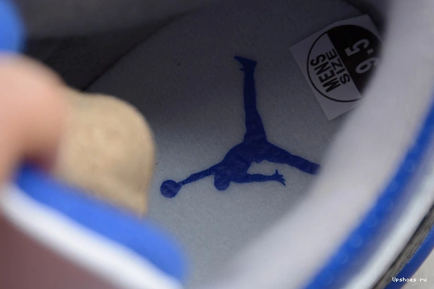 BLUE JORDAN AIR 3 WHITE RETRO CT8532-145 0813